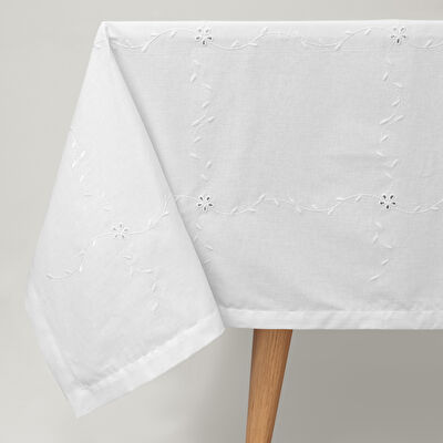 Linens Petunıa 150x250 cm Masa Örtüsü Kırık Beyaz