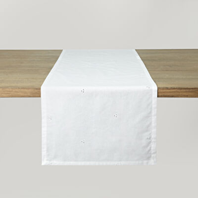 Linens Begonia 45x170 cm Runner Optik Beyaz