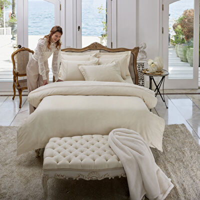 Linens Mathie Throw / TV Battaniyesi Ekru