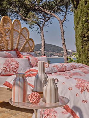 Linens Minella 11x11x22 cm Vazo Beyaz Mercan