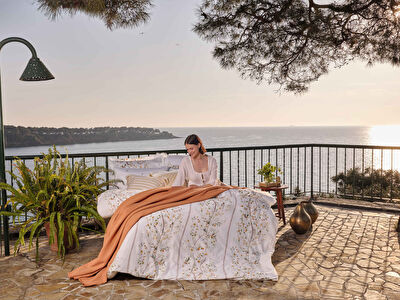 Linens Keinza 45x45 cm Kırlent Kılıfı Hardal